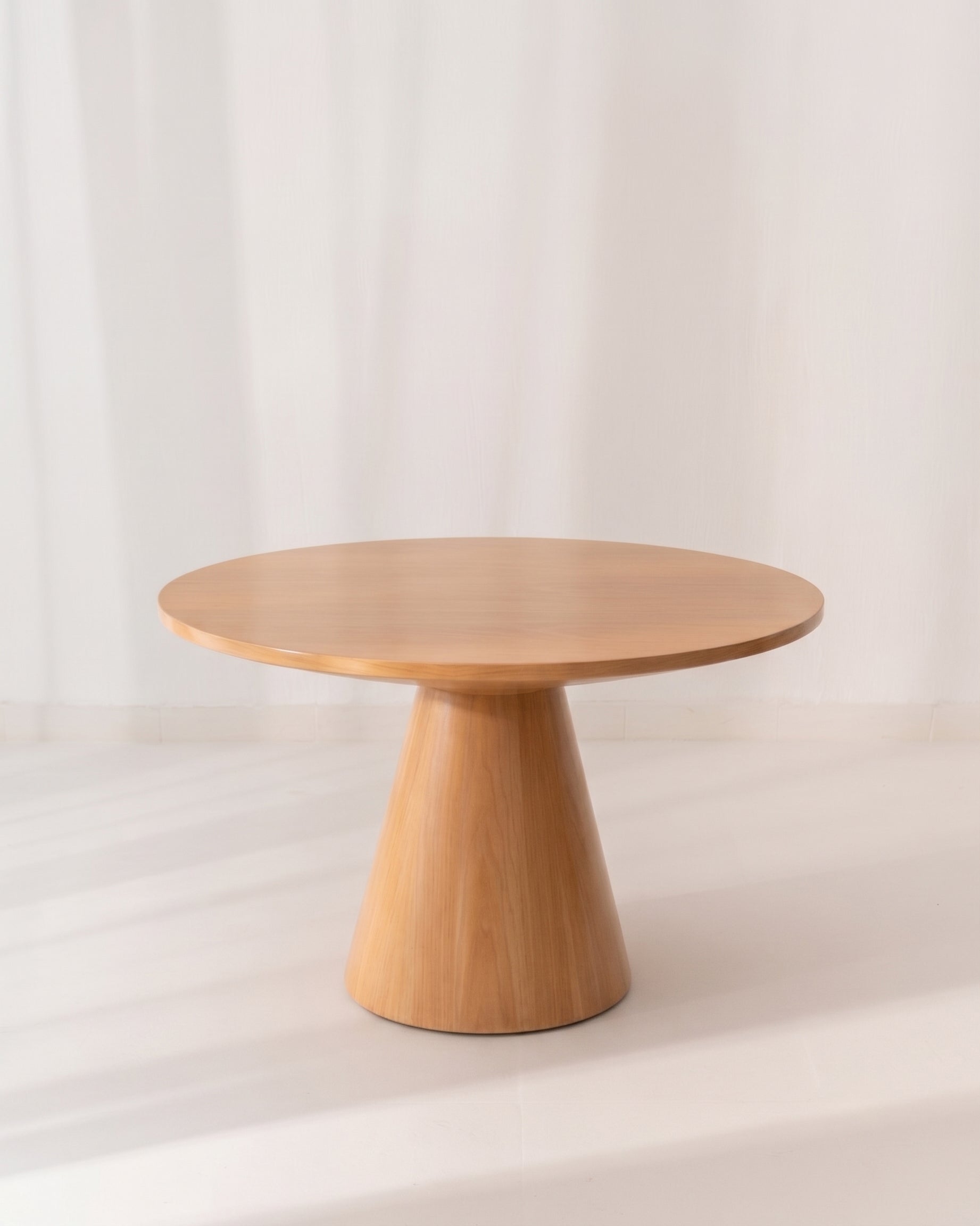 Arden Round Dining Table