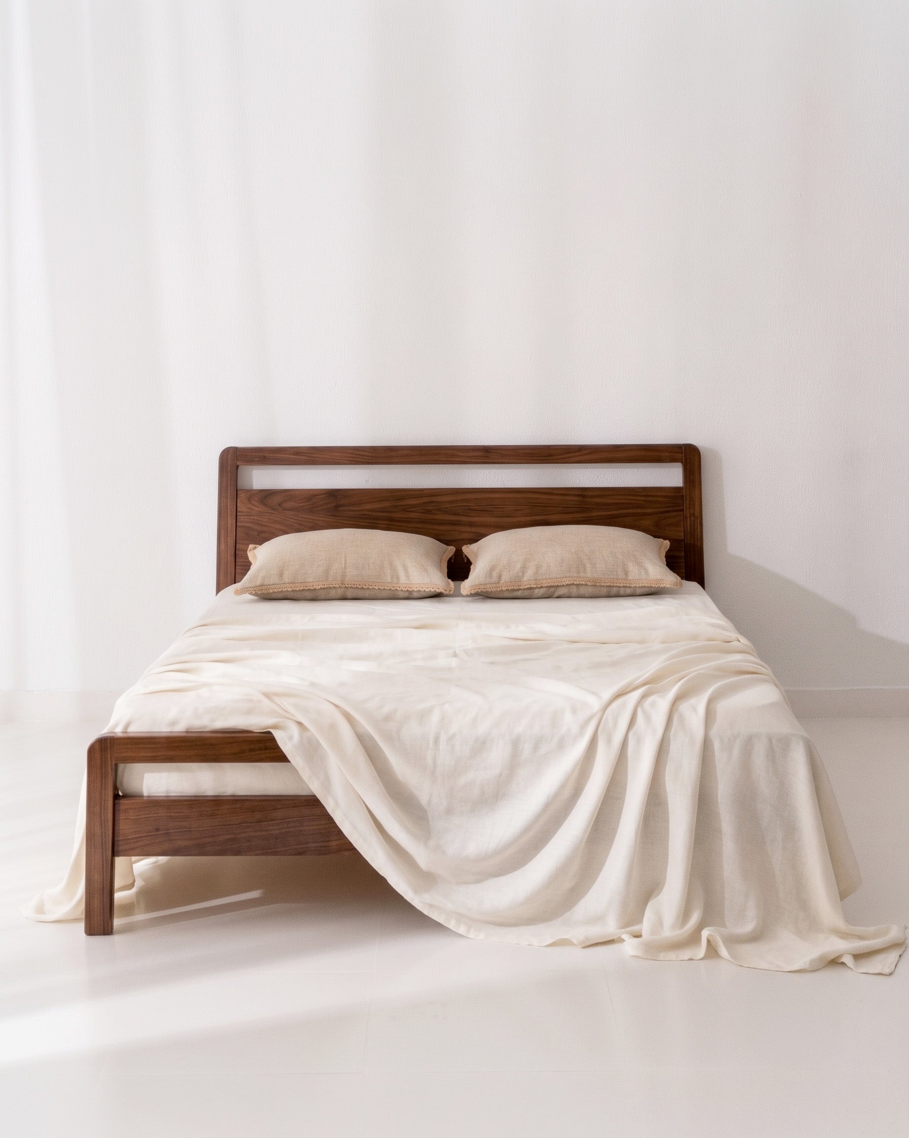 Elion Bed