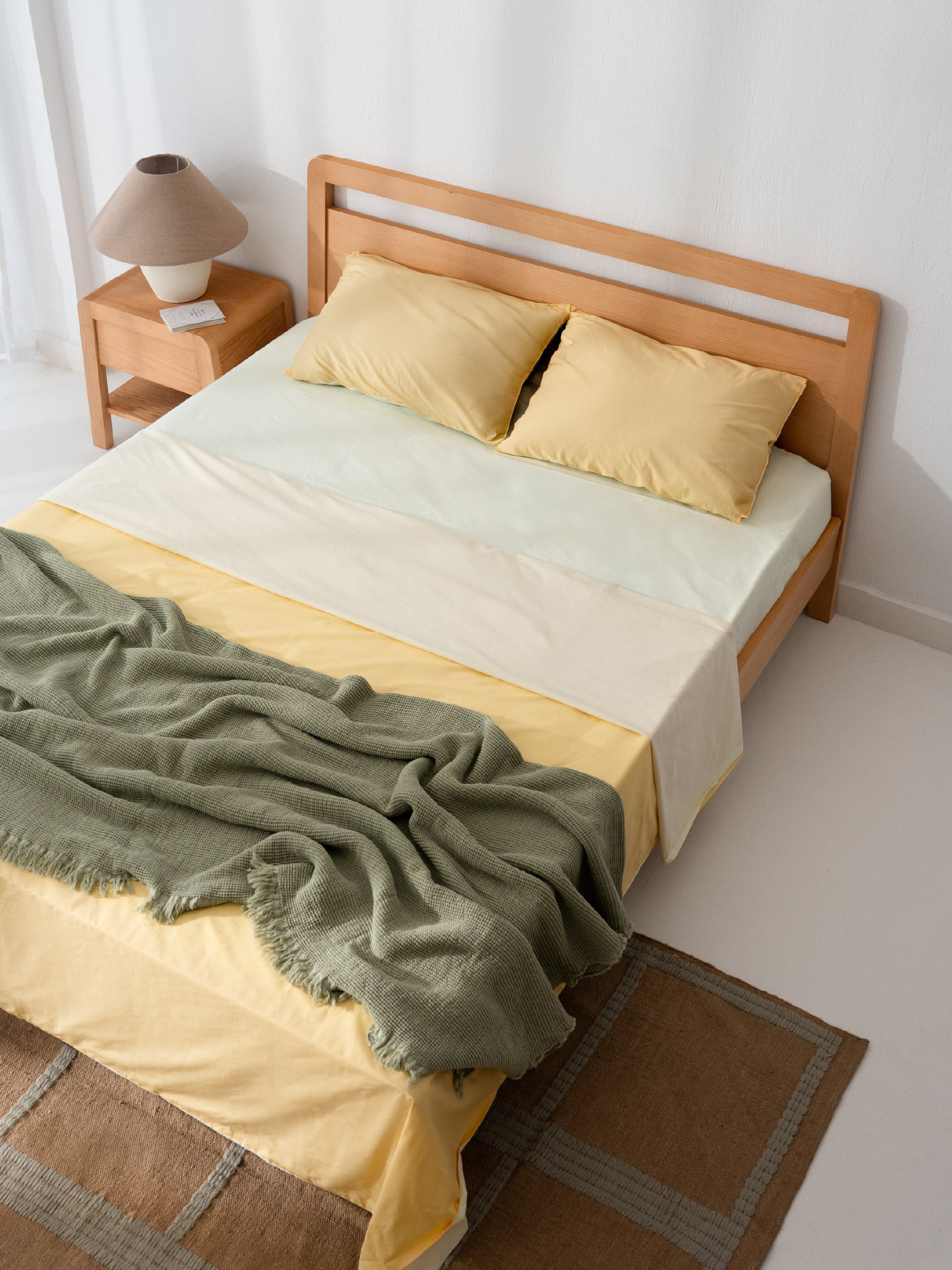 Elion Bed