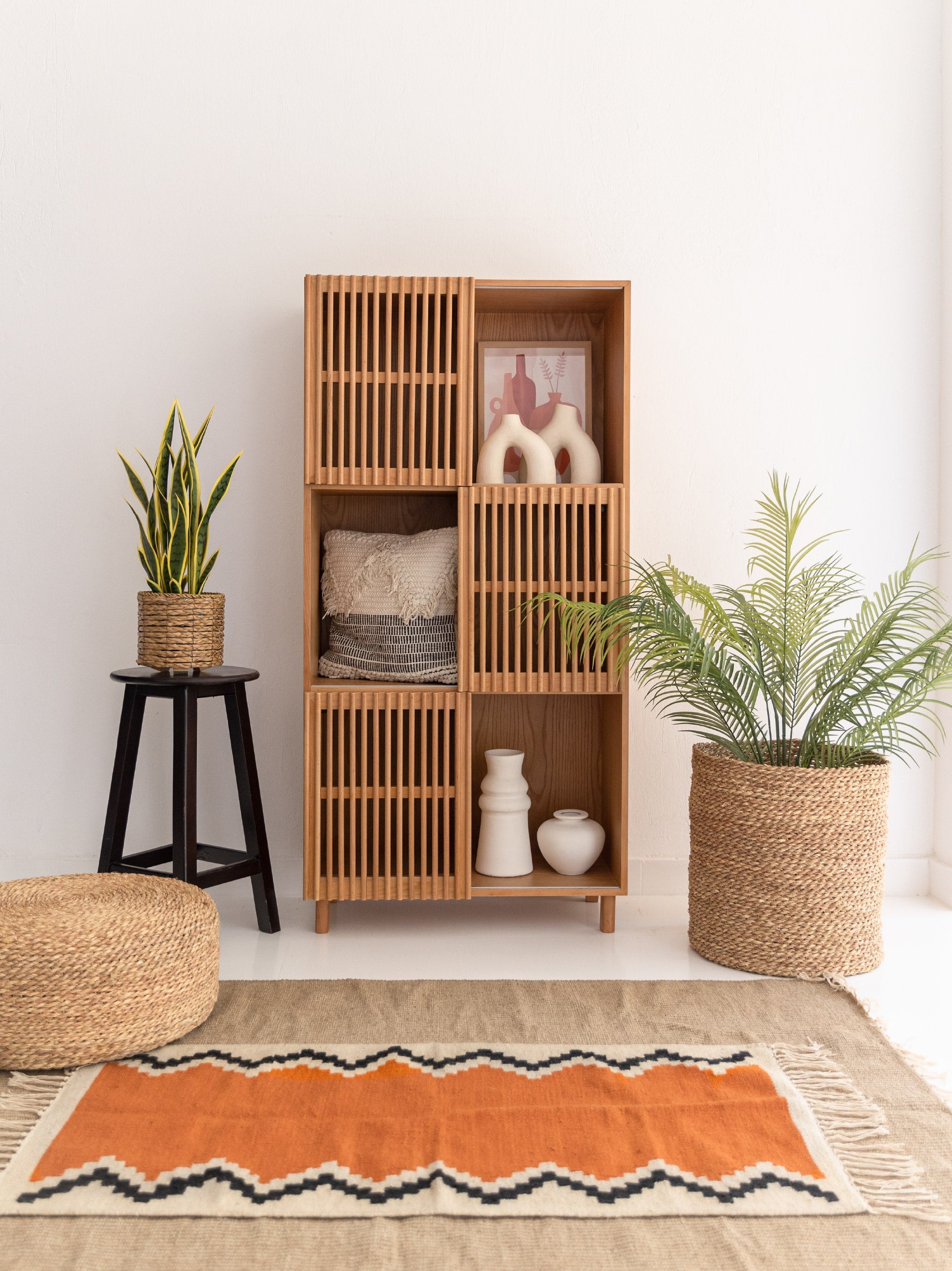 Beyla Shelf Unit