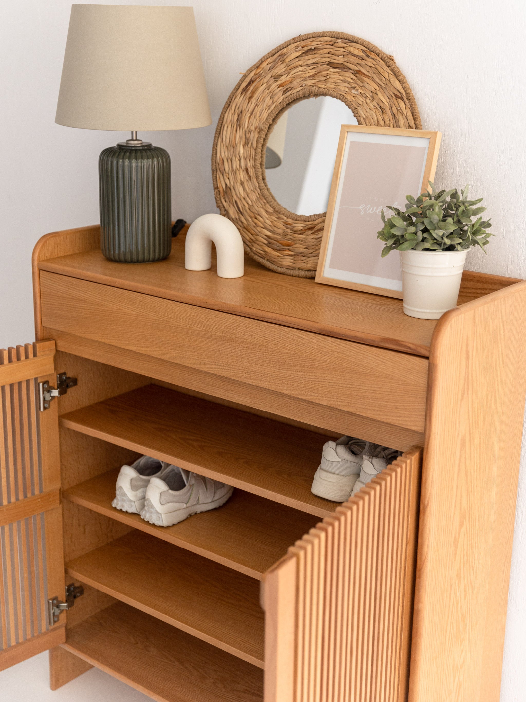 Barlon Shoe Storage
