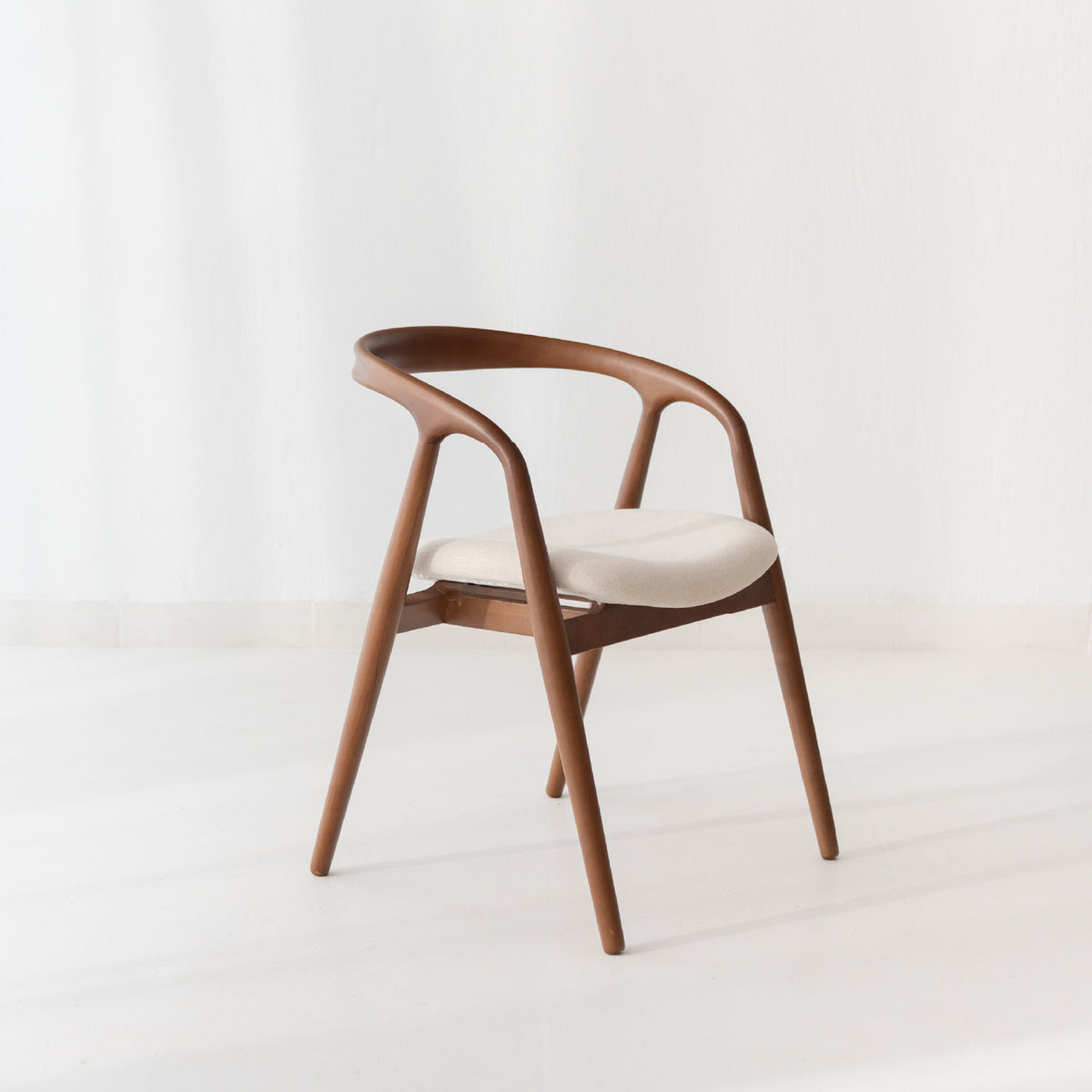Flow Dining Chair