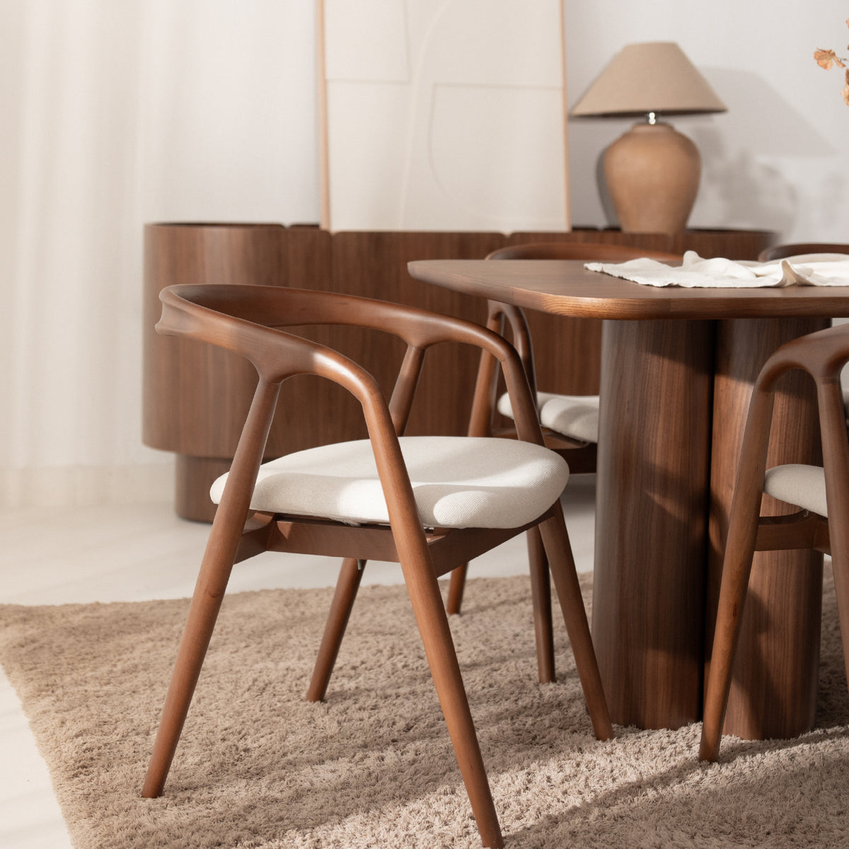 Flow Dining Chair