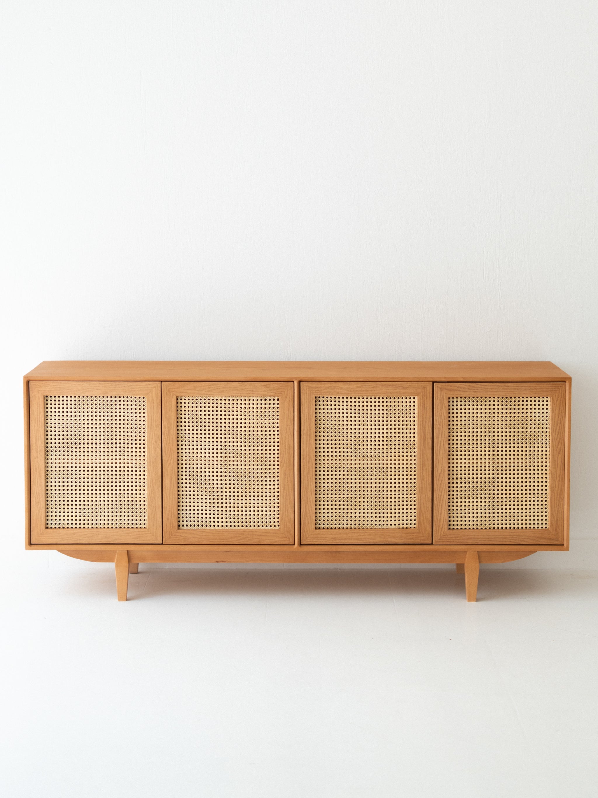 Verna Rattan Buffet