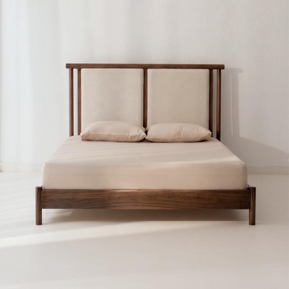 Oakley Bed