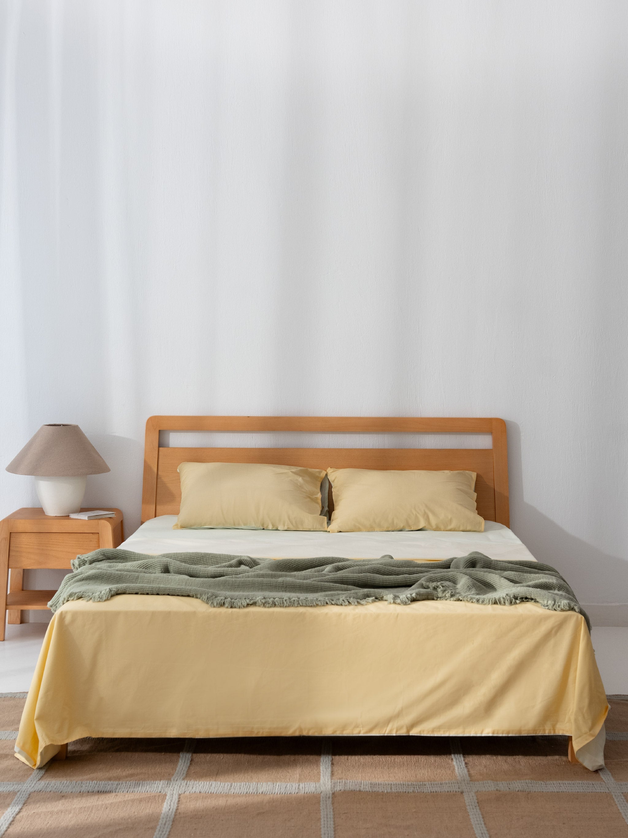 Elion Bed