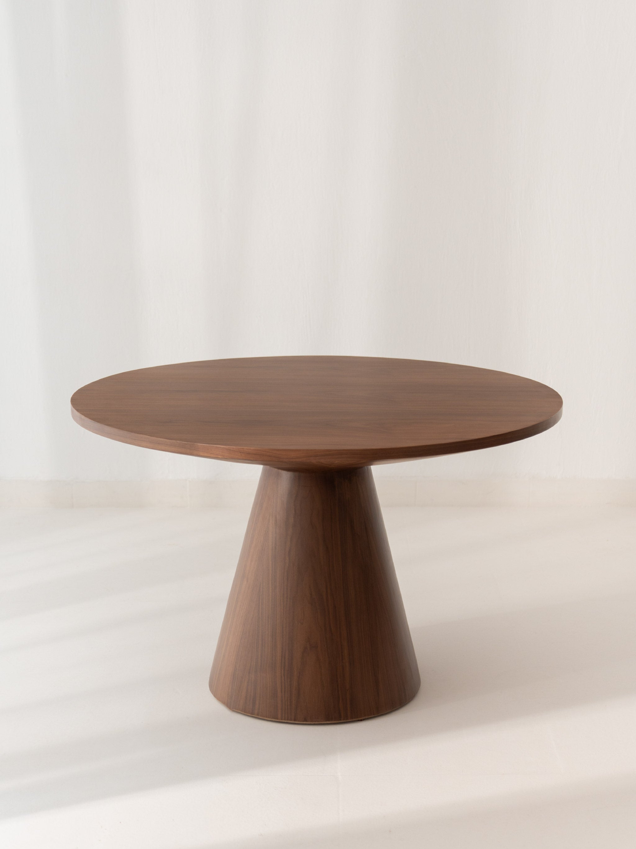 Arden Round Dining Table