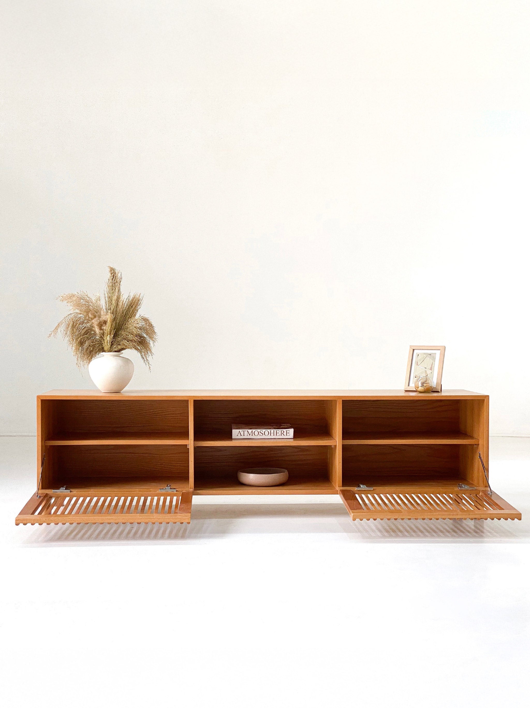 Beyla TV Unit
