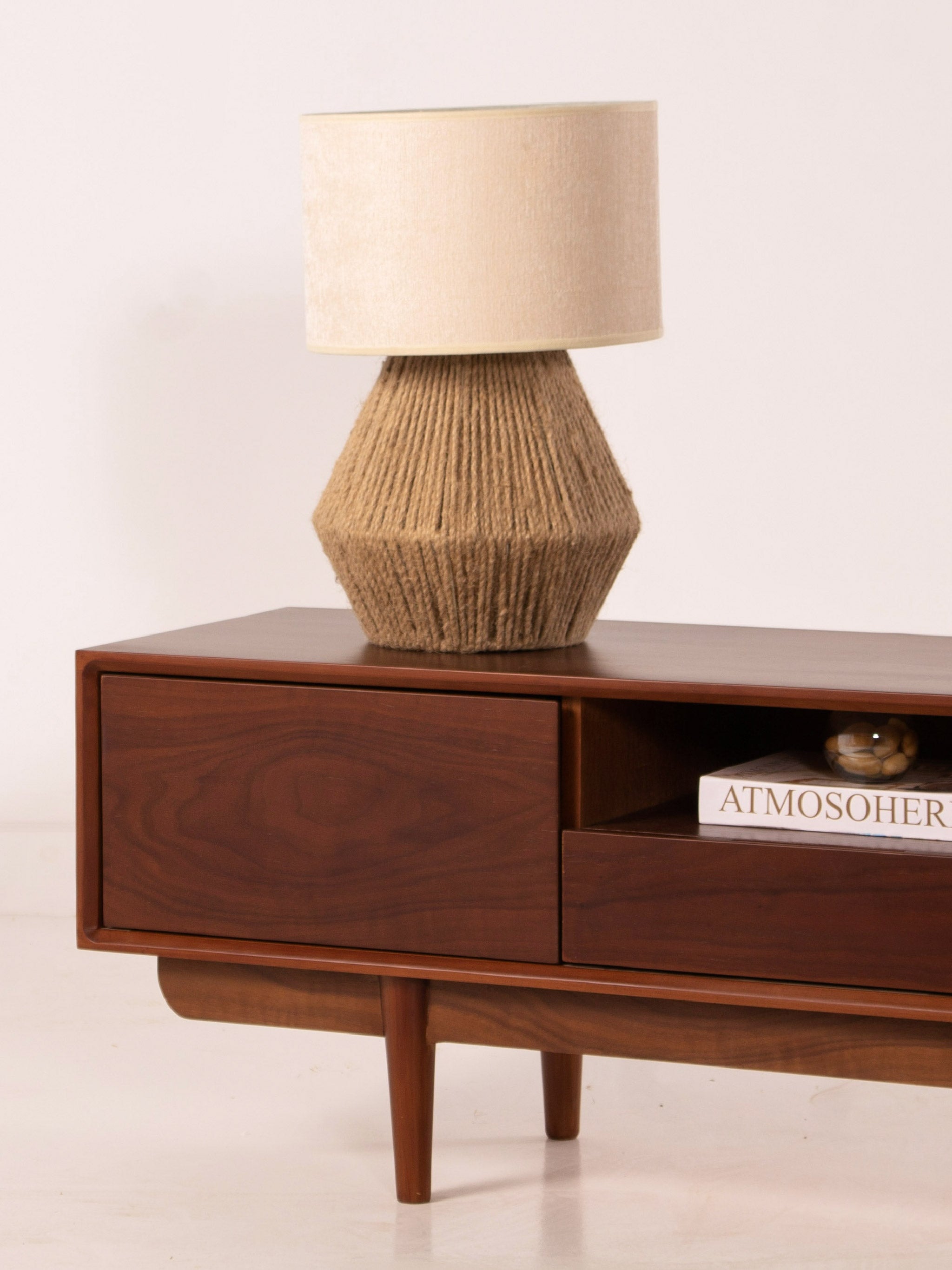 Linza TV Unit