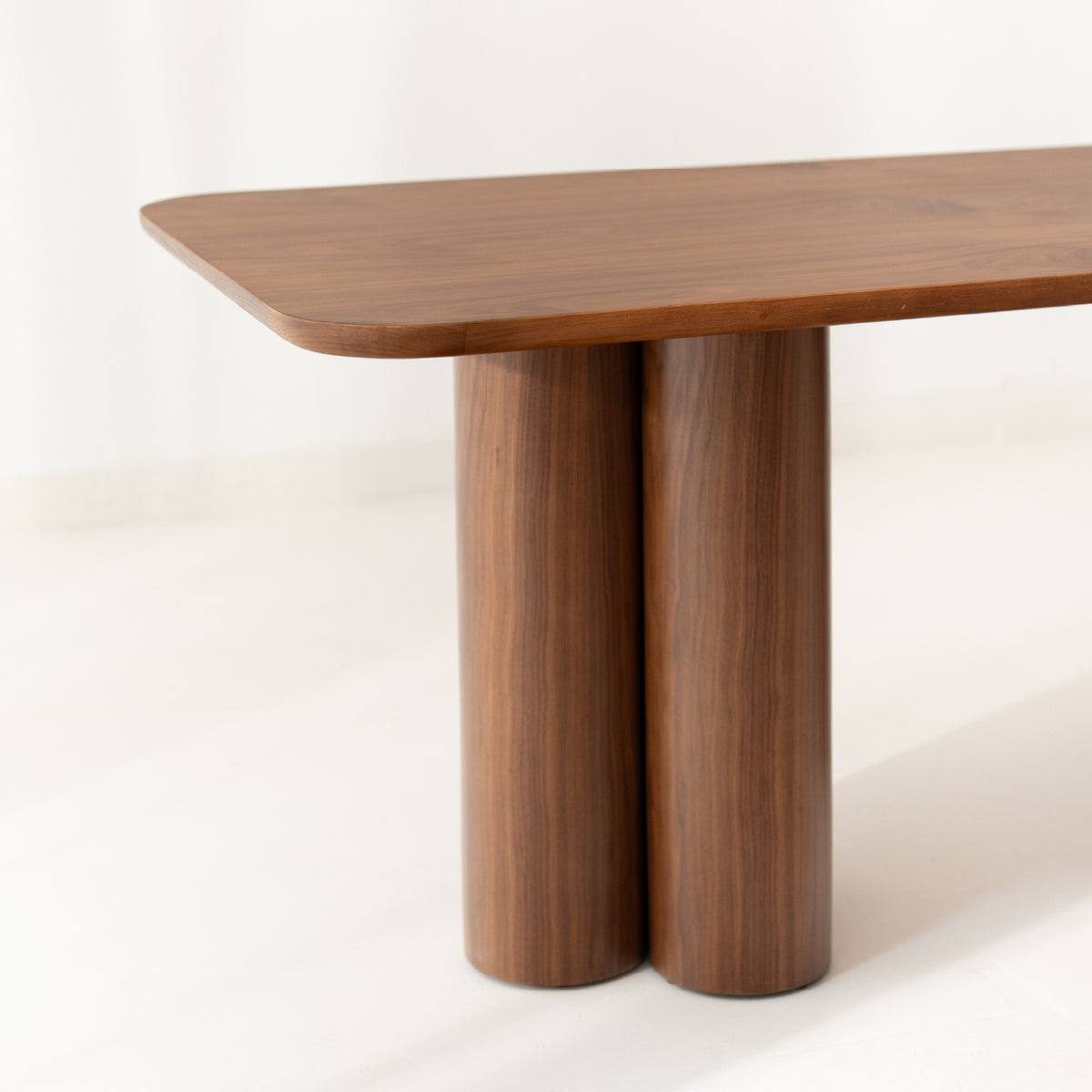 Monti Dining Table