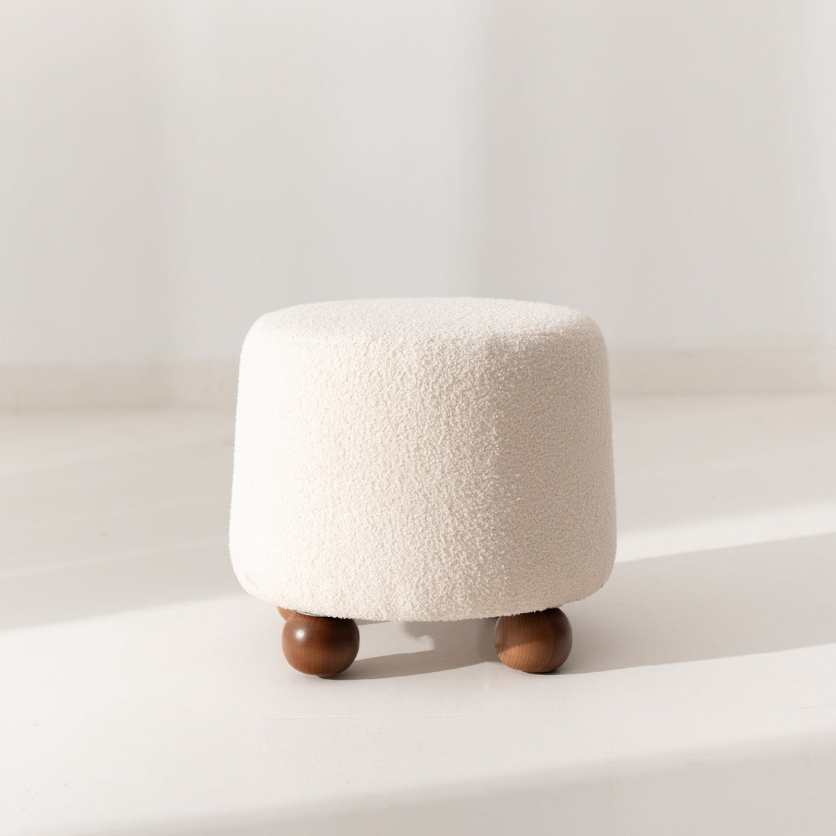 Ollo Ottoman