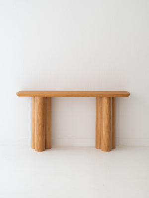 Nera Console