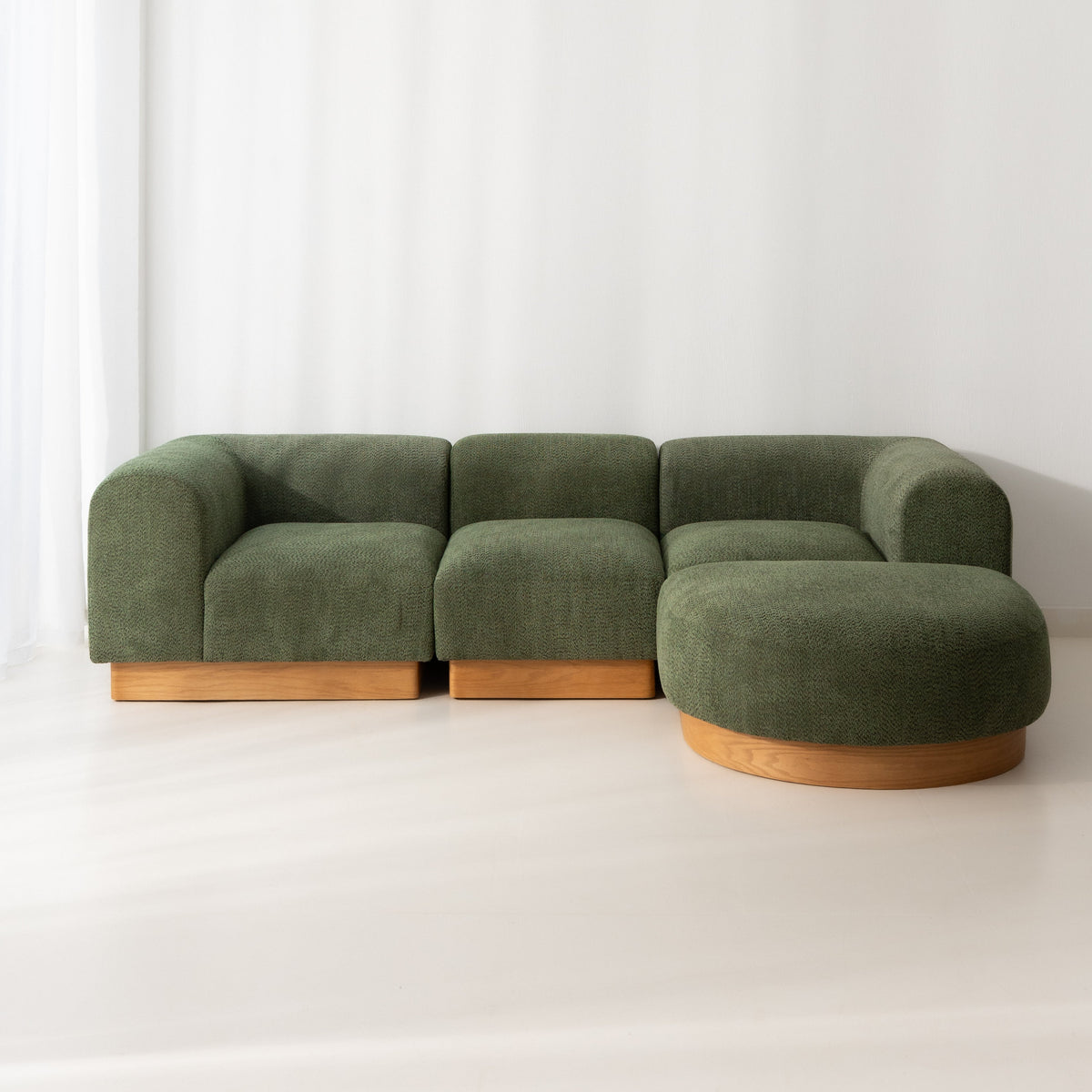 Vano Modular Sofa with Ottoman