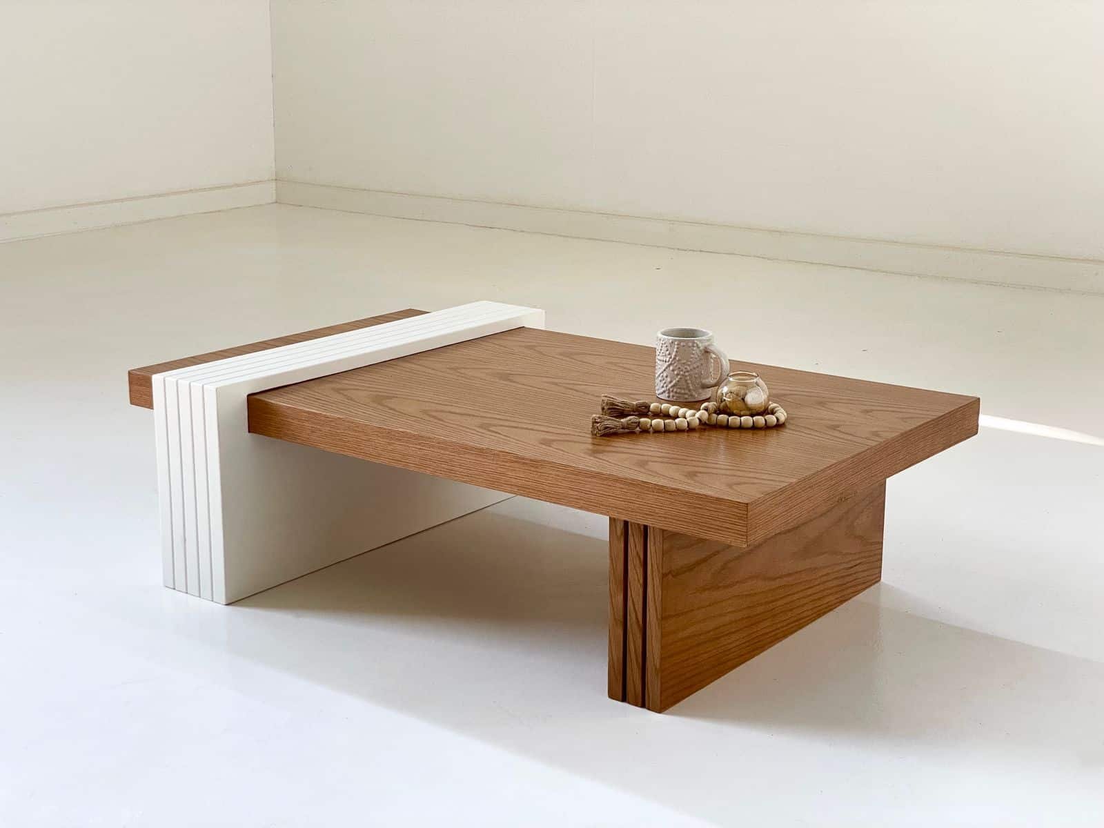 natural & white coffee table