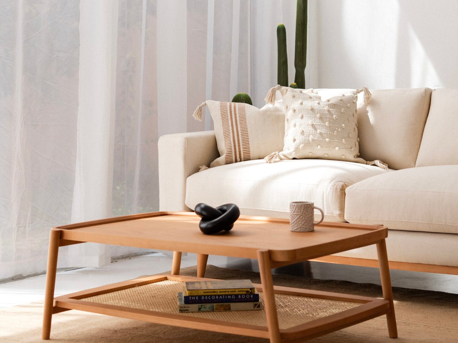 Sula Coffee Table